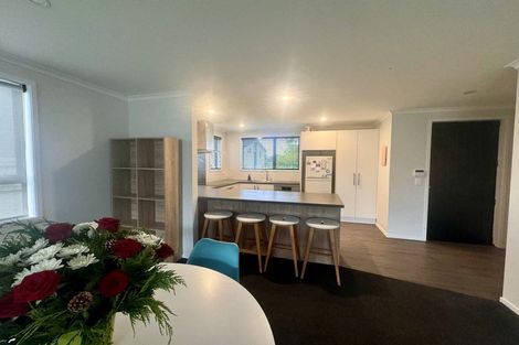 Photo of property in 17 Discovery Place, Marfell, New Plymouth, 4310