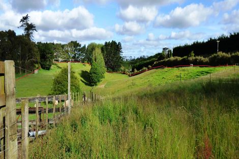 Photo of property in 110 Hall Road, Waiuku, 2681