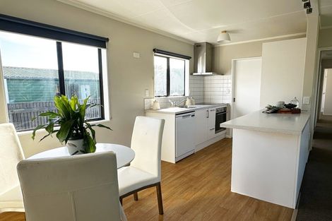 Photo of property in 19a Howard Road, Taradale, Napier, 4112