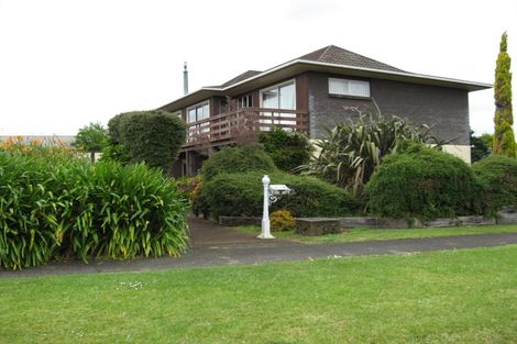 Photo of property in 9 Seaforth Avenue, Mangere Bridge, Auckland, 2022