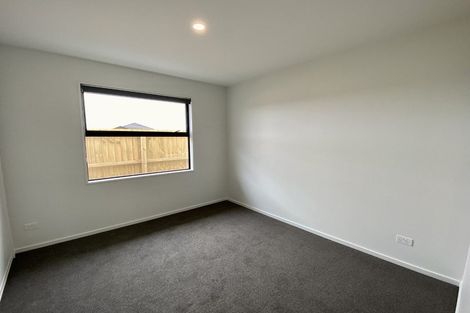 Photo of property in 26 Bill Hammond Drive, Belfast, 8051