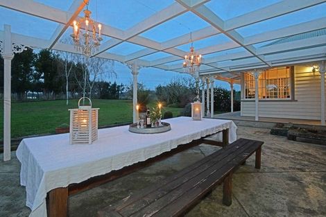 Photo of property in 285 Sutton Road, Drury, Papakura, 2584