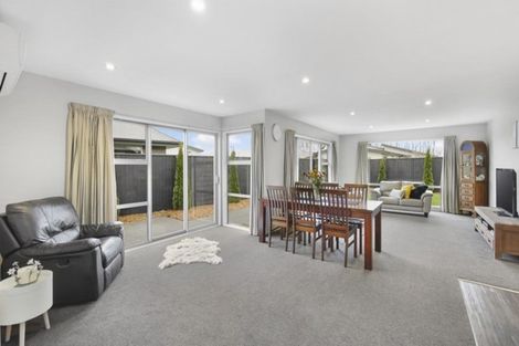 Photo of property in 40 Little Oaks Drive, Yaldhurst, Christchurch, 8042