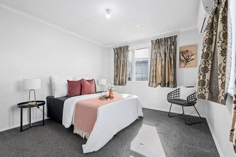 Photo of property in 19 Croall Crescent, St Andrews, Hamilton, 3200