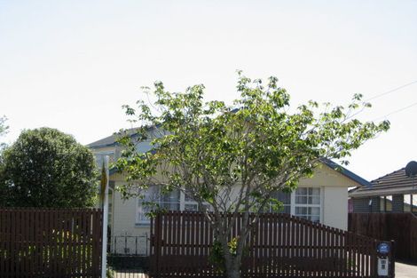Photo of property in 93 Farquhars Road, Redwood, Christchurch, 8051
