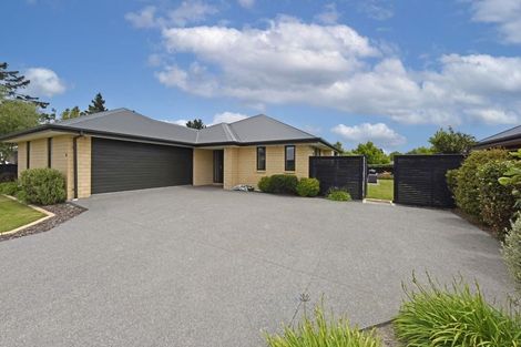 Photo of property in 6 Forbes Street, Pegasus, 7612