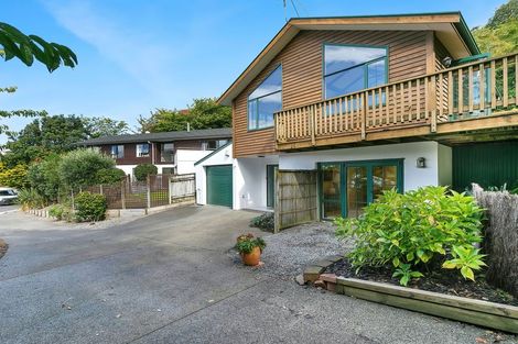 Photo of property in 11 Bishops Glen, Tawa, Wellington, 5028