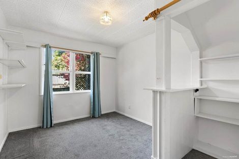 Photo of property in 13 Grenada Avenue, Forrest Hill, Auckland, 0620