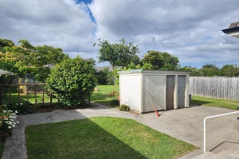 Photo of property in 24 Earnslaw Crescent, Bryndwr, Christchurch, 8053