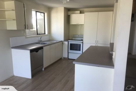 Photo of property in 18 Hillary Crescent, Upper Riccarton, Christchurch, 8041