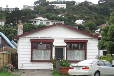 Photo of property in 82 Ira Street, Miramar, Wellington, 6022