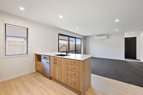 Photo of property in 14 Harry Manship Crescent, Halswell, Christchurch, 8025