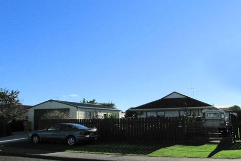 Photo of property in 6 Kiharoa Street, Otaki Beach, Otaki, 5512