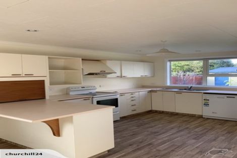 Photo of property in 24 Sutherland Crescent, Westbrook, Palmerston North, 4412