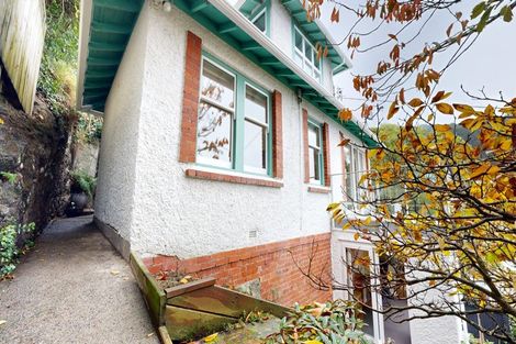 Photo of property in 55 Palliser Road, Roseneath, Wellington, 6011