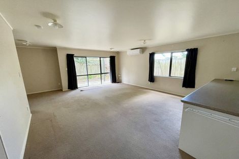 Photo of property in 151 Queens Drive, Lyall Bay, Wellington, 6022