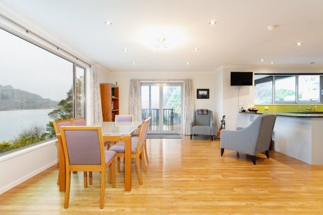 Photo of property in 8 Cove Street, Roseneath, Port Chalmers, 9023