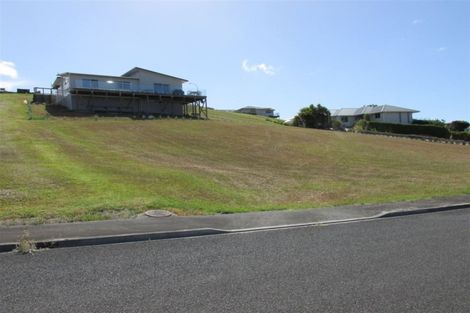 Photo of property in 6 Lori Lane, Coopers Beach, 0420