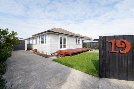 Photo of property in 19 Croall Crescent, St Andrews, Hamilton, 3200