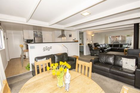 Photo of property in 31 Reserve Road, Waikuku Beach, 7473