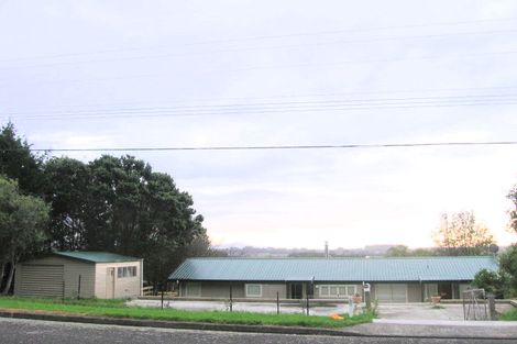 Photo of property in 82 Huia Street, Waikanae, 5036