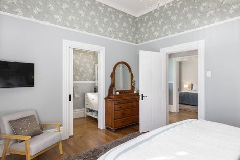 Photo of property in 5 Taranaki Street, Picton, 7220