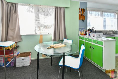 Photo of property in 37 Gainsborough Street, Manurewa, Auckland, 2102