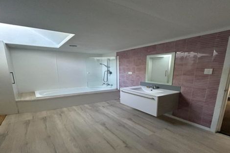 Photo of property in 65 Greenacres Street, Macandrew Bay, Dunedin, 9014