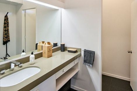 Photo of property in 27 Cheviot Road, Lowry Bay, Lower Hutt, 5013