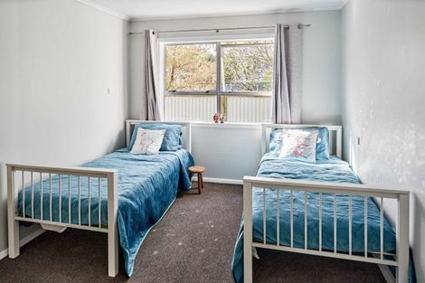 Photo of property in 25 Paekakariki Hill Road, Pauatahanui, Porirua, 5381