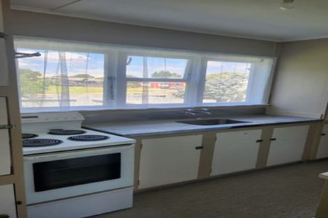 Photo of property in 34-40 Farnham Avenue, Highbury, Palmerston North, 4412