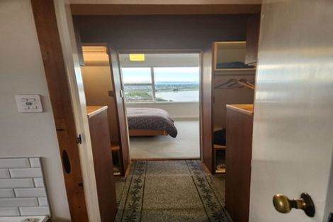 Photo of property in 34 Cannon Hill Crescent, Mount Pleasant, Christchurch, 8081