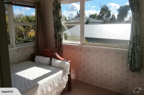 Photo of property in 38 Dellwood Avenue, Henderson, Auckland, 0612
