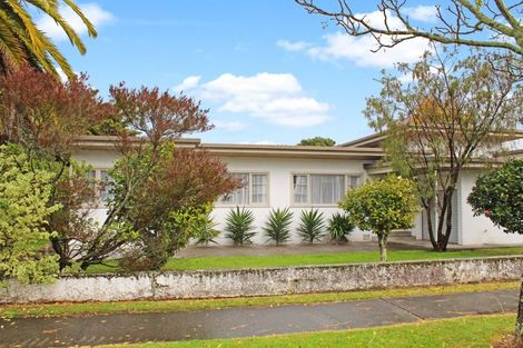 Photo of property in 303 College Street, West End, Palmerston North, 4410
