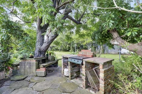 Photo of property in 108 De Lautour Road, Inner Kaiti, Gisborne, 4010