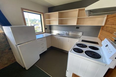 Photo of property in Te Awhina Apartments, 14/22 Sussex Street, Mount Cook, Wellington, 6021