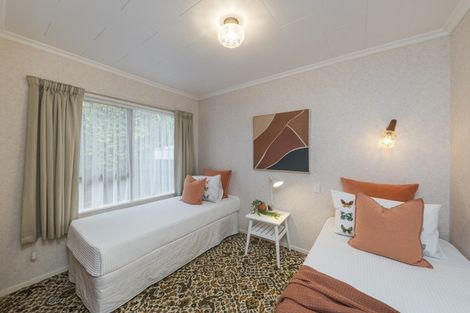 Photo of property in 6 Chertsey Court, Roslyn, Palmerston North, 4414