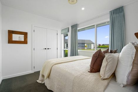 Photo of property in 12 Mike Smith Drive, Cambridge, 3434