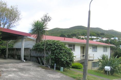 Photo of property in 2 Hazlewood Avenue, Karori, Wellington, 6012