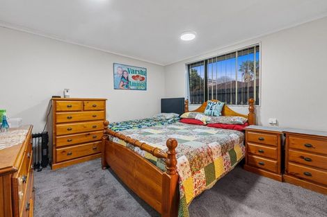 Photo of property in 41 Morewa Place, Takanini, 2112