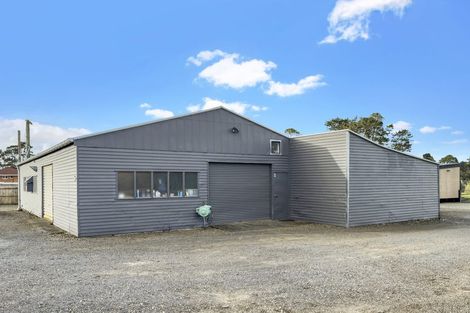 Photo of property in 54 Shaw Road, Oratia, Auckland, 0604