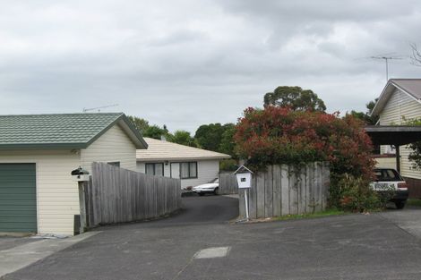 Photo of property in 2 Waiari Road, Conifer Grove, Takanini, 2112