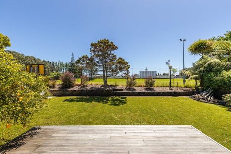 Photo of property in 52 Clawton Street, Westown, New Plymouth, 4310