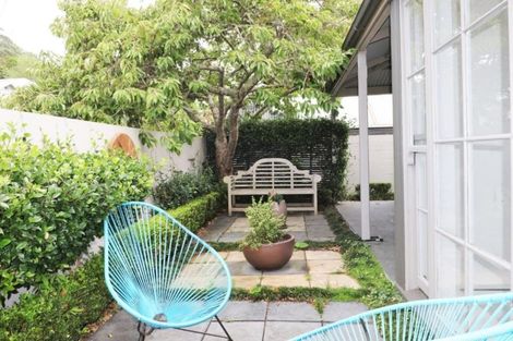 Photo of property in 26 Church Street, Devonport, Auckland, 0624