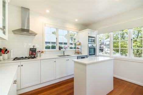 Photo of property in 11 Joyce Crescent, Ilam, Christchurch, 8041