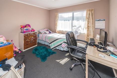 Photo of property in 8a Niblett Street, Whanganui, 4500