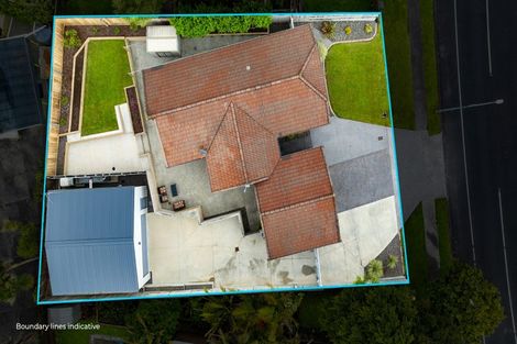 Photo of property in 15 Charles Prevost Drive, The Gardens, Auckland, 2105