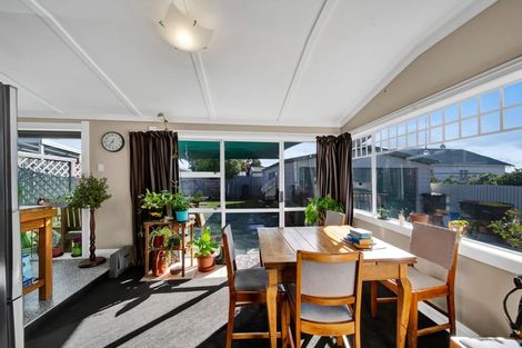 Photo of property in 29 Douglas Street, Hawera, 4610