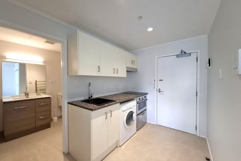 Photo of property in 13e/30 Westward Ho, Glen Eden, Auckland, 0602