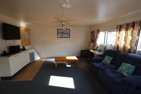 Photo of property in 1 Urban Grove, Ranui, Auckland, 0612